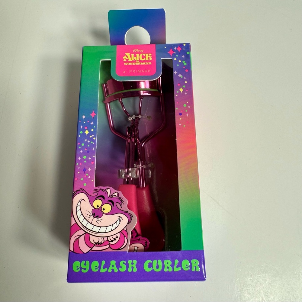 NWT. Primark Disney Alice in Wonderland Eyelash curler tool.
